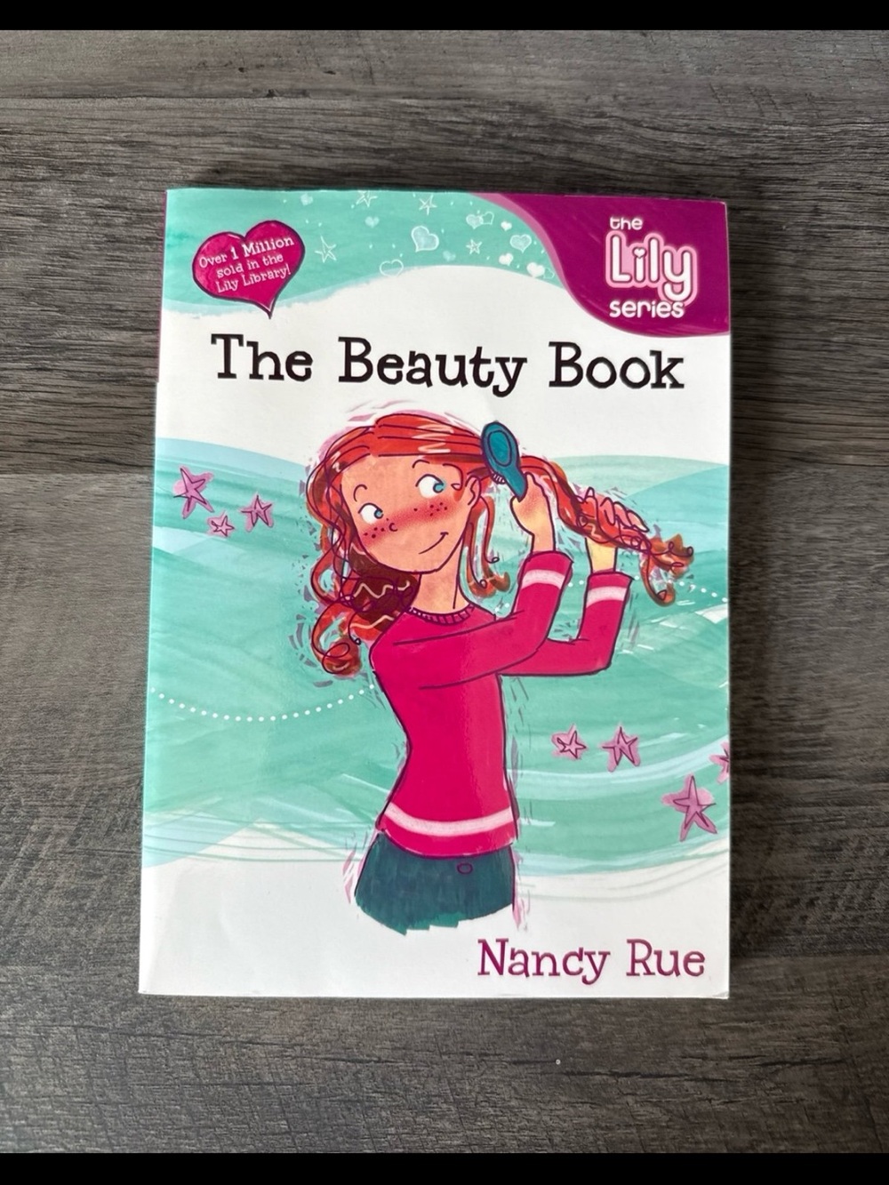 BN American girl beauty book